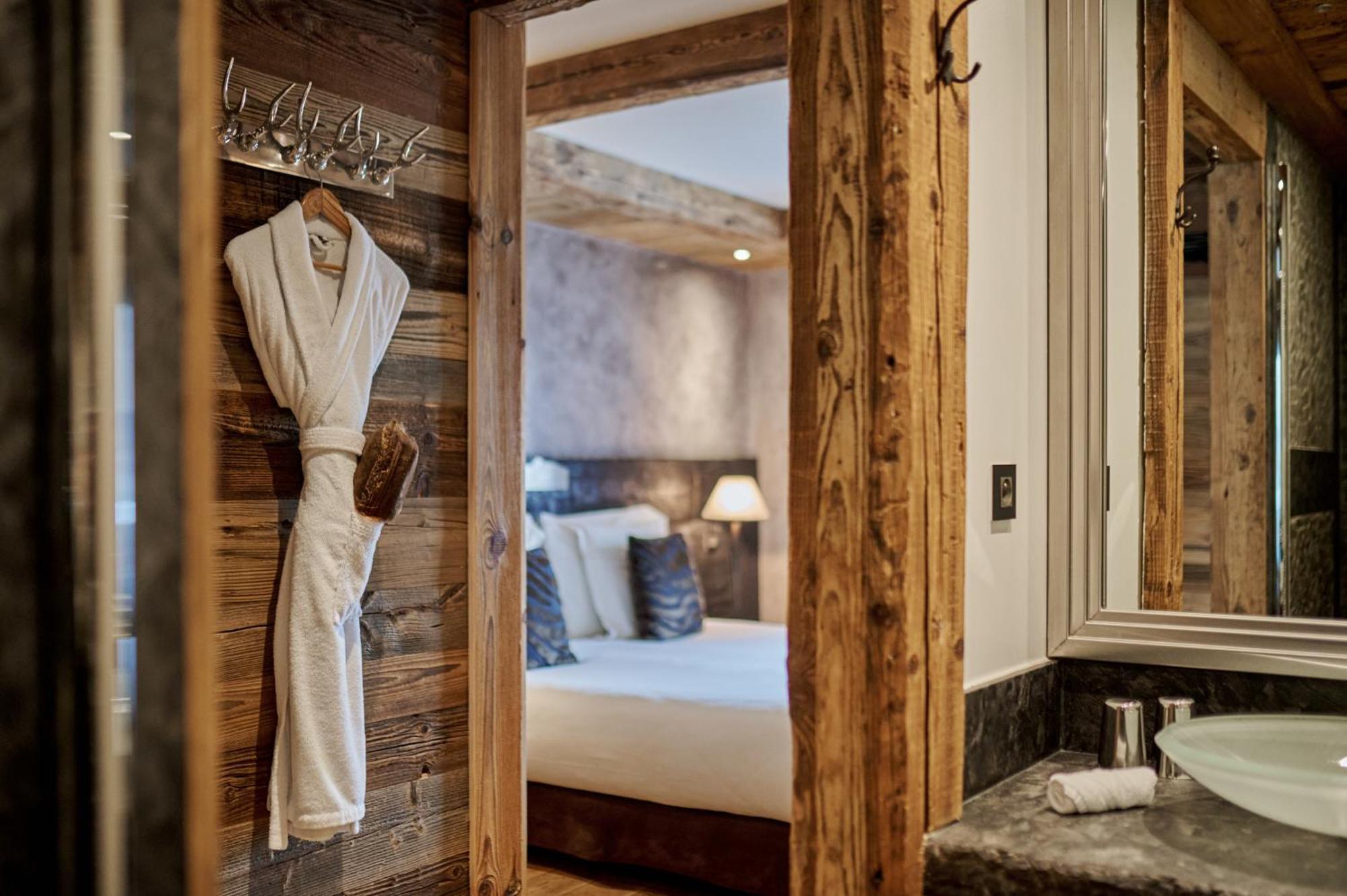 Les Suites - Maison Bouvier ทีนเญอ ภายนอก รูปภาพ